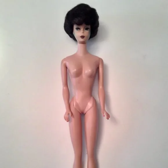 Vtg 1961 Mattel Barbie Bubble Cut Hair, Raven, Brunette Bouffant - Picture 4 of 16